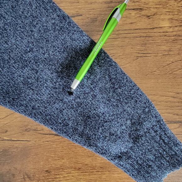 Woolrich Wool Sweater Mens M Navy Preppy Cozy Ski Chalet Business Casual *READ - Picture 2 of 10